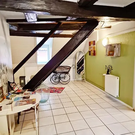 D'hotes Chez Caroline Bed & Breakfast 3*